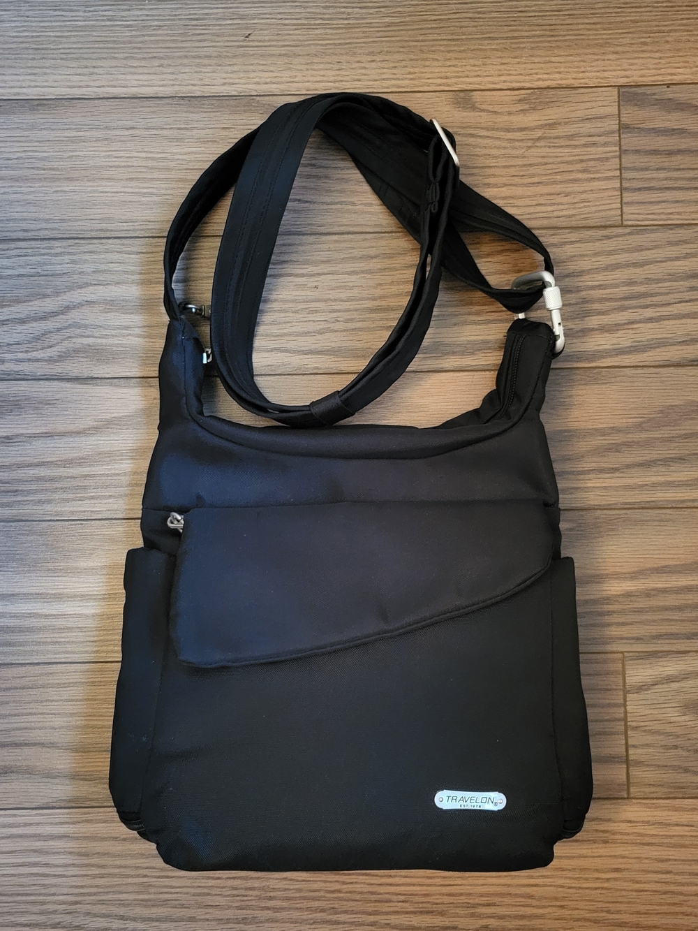 Travelon Black Anti-Theft Crossbody Bag